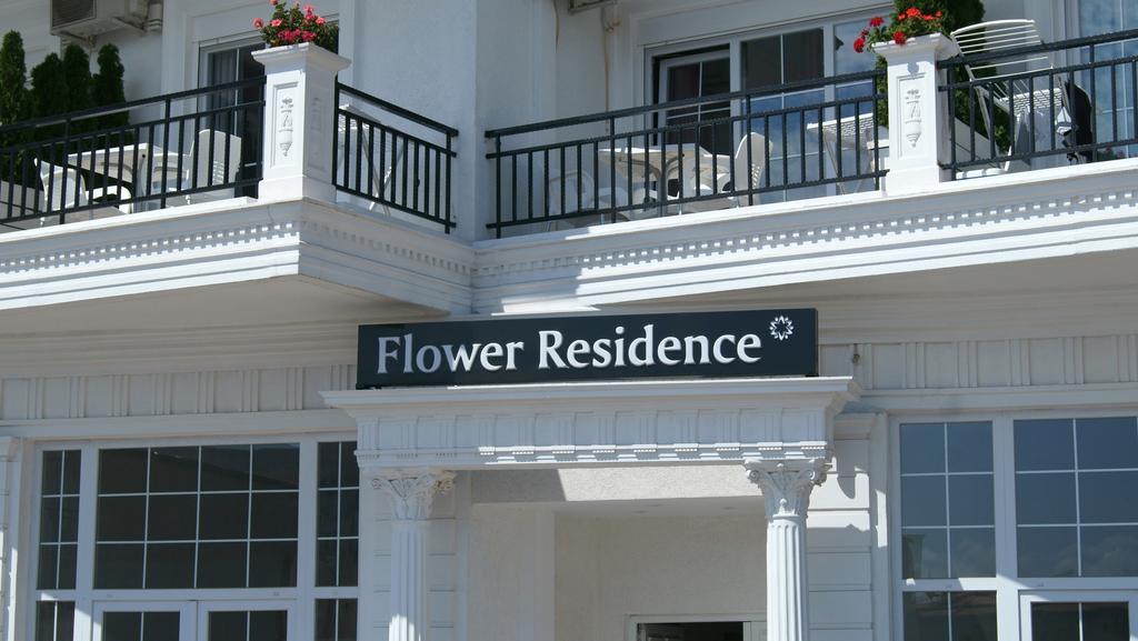 Apartments Flower Residence Саранде Екстериор снимка