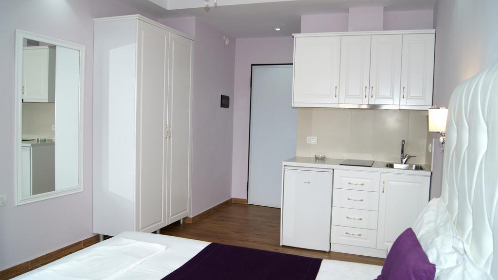 Apartments Flower Residence Саранде Стая снимка