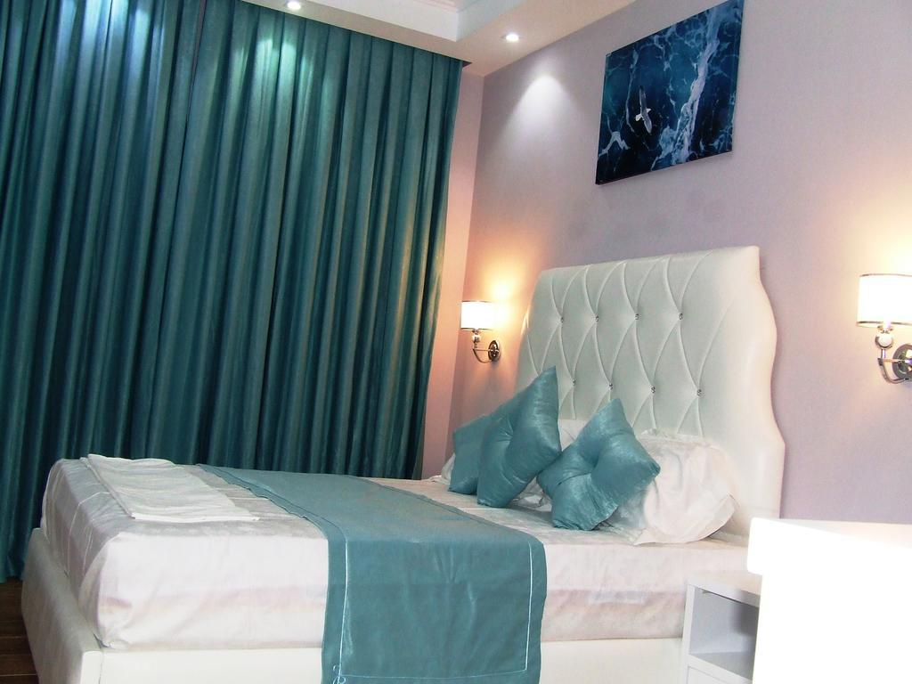 Apartments Flower Residence Саранде Стая снимка